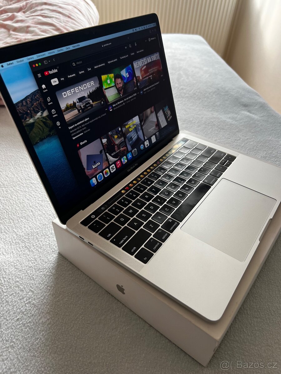 Apple MacBook Pro 13" s Touch Barem (2016) - i5 / 8GB - 6