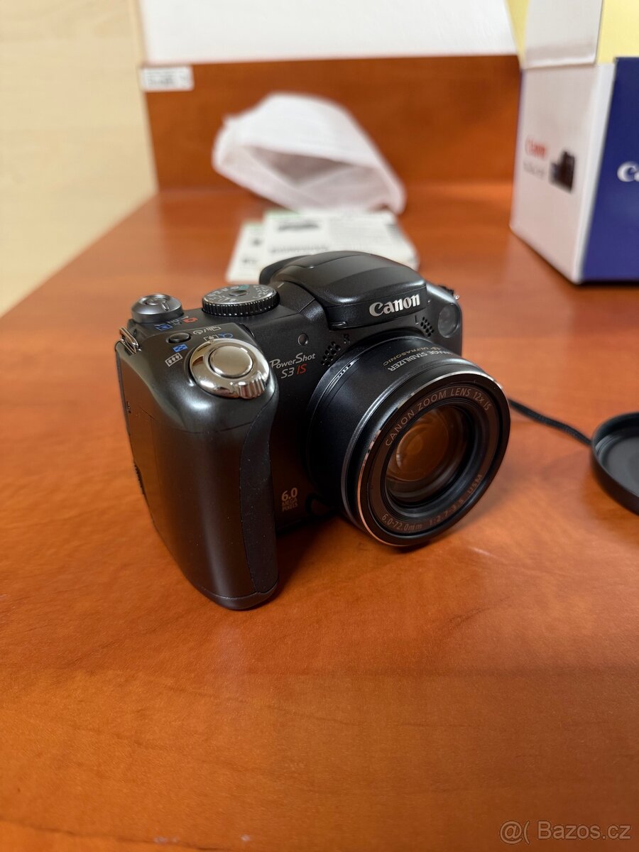 Canon PowerShot S3 IS - 6