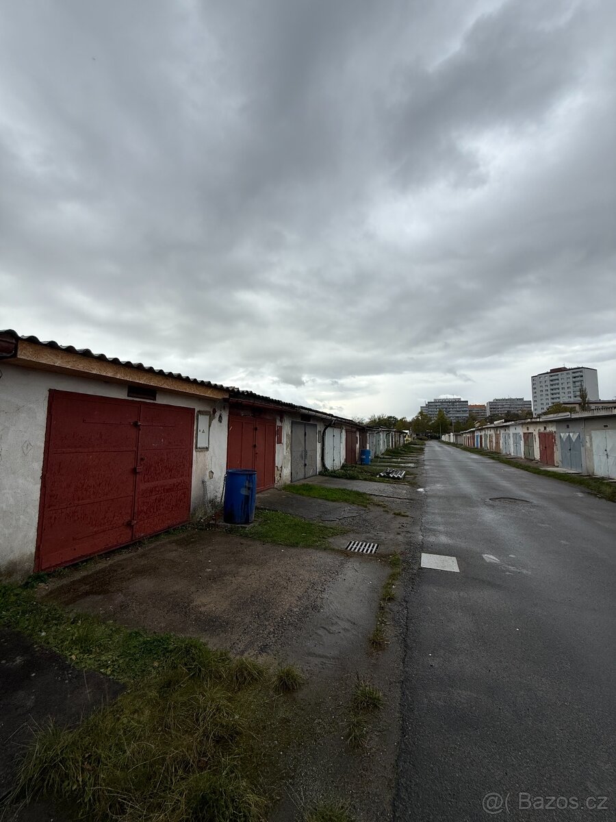 Prodám garáž 24 m² u STK Mělník, nová střecha - 6