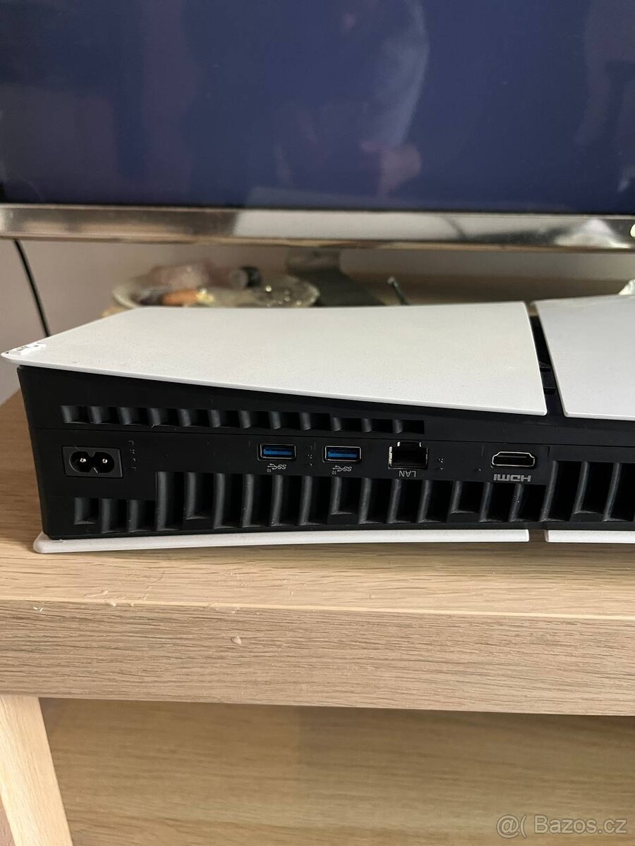 PlayStation 5 (Slim) Digital Edition 1TB + 2 ovladače | Koup - 6
