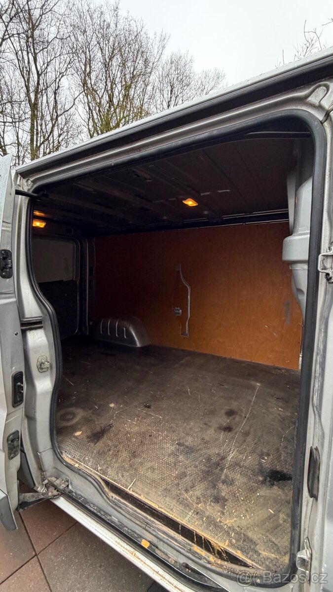 Opel VIVARO. 2012 r - 6