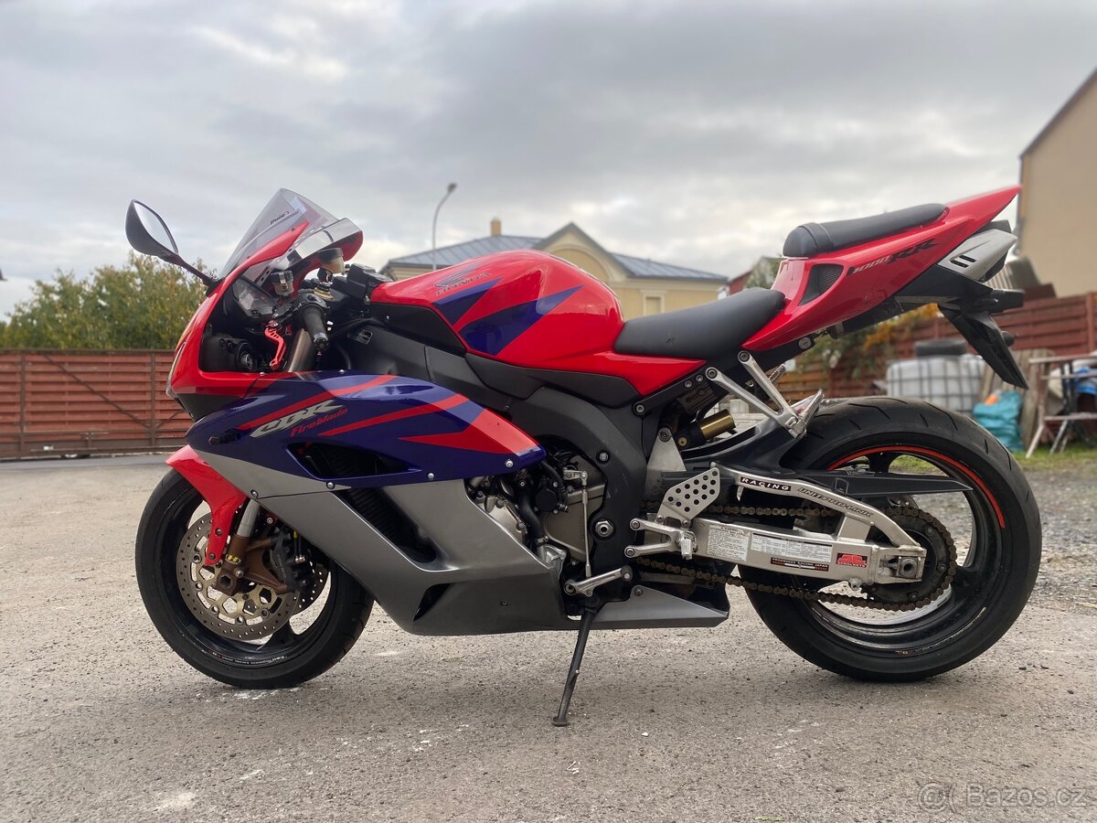 Honda CBR 1000RR Fireblade - 6