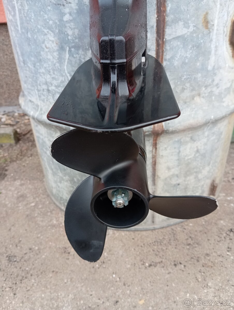 Prodám motor Mercury 5hp + člun 320 - 6