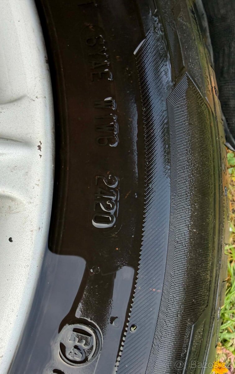 Alu kola R15 - 6