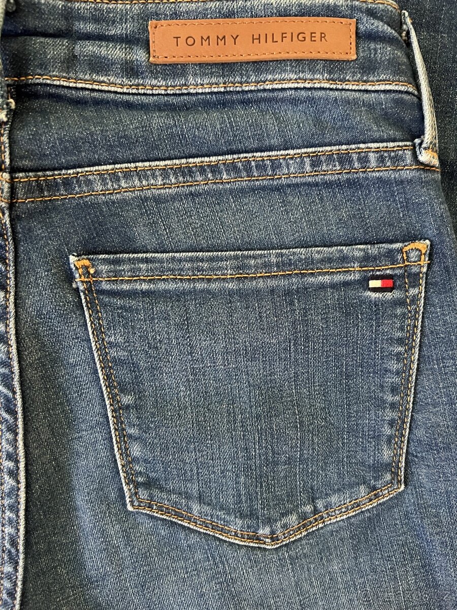 Originál TOMMY HILFIGER ‘26’ - 6