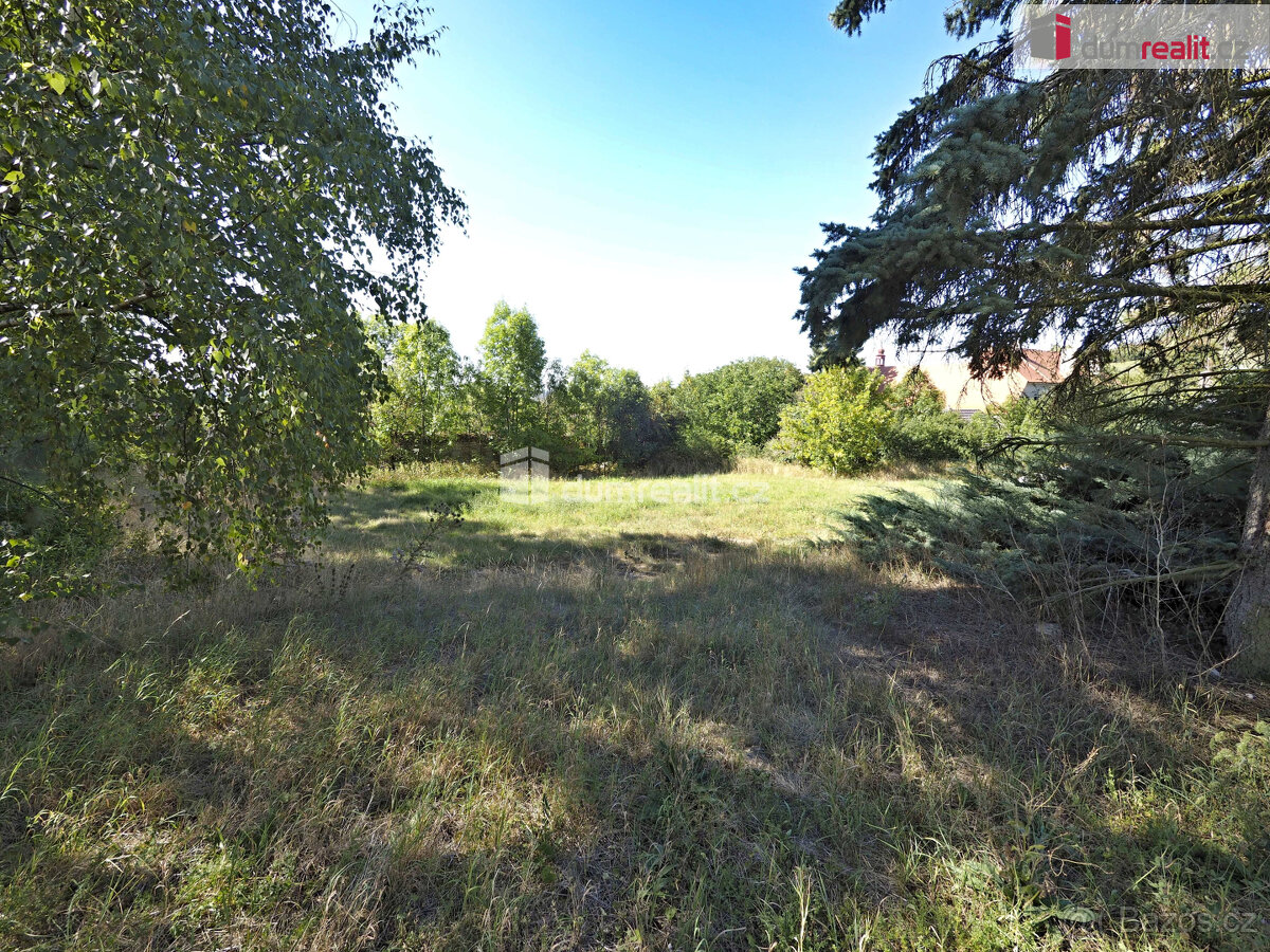 Prodej pozemku v Encovanech - 6