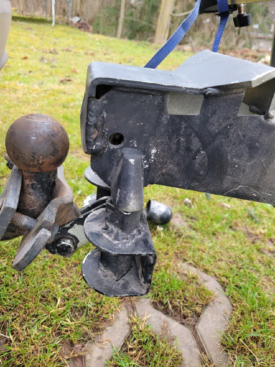 Nosič kol na tažné zařízení 2 kola - 6