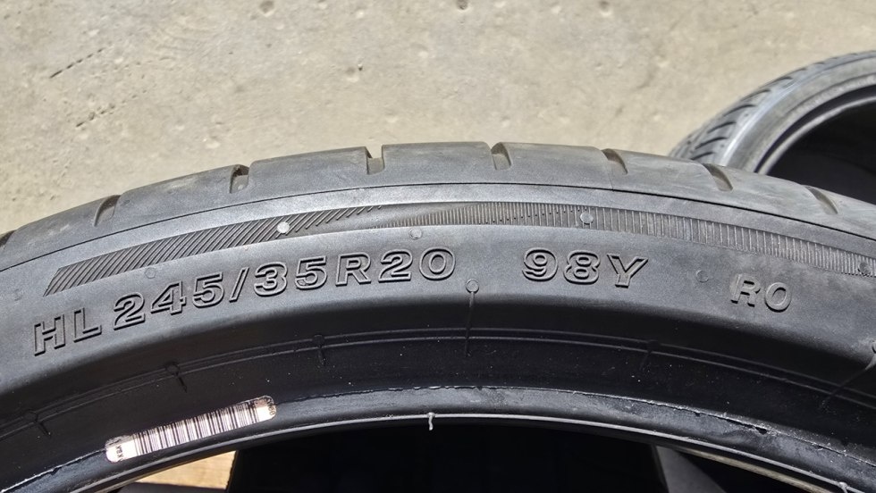 Letní pneu 245/35/20 Bridgestone - 6