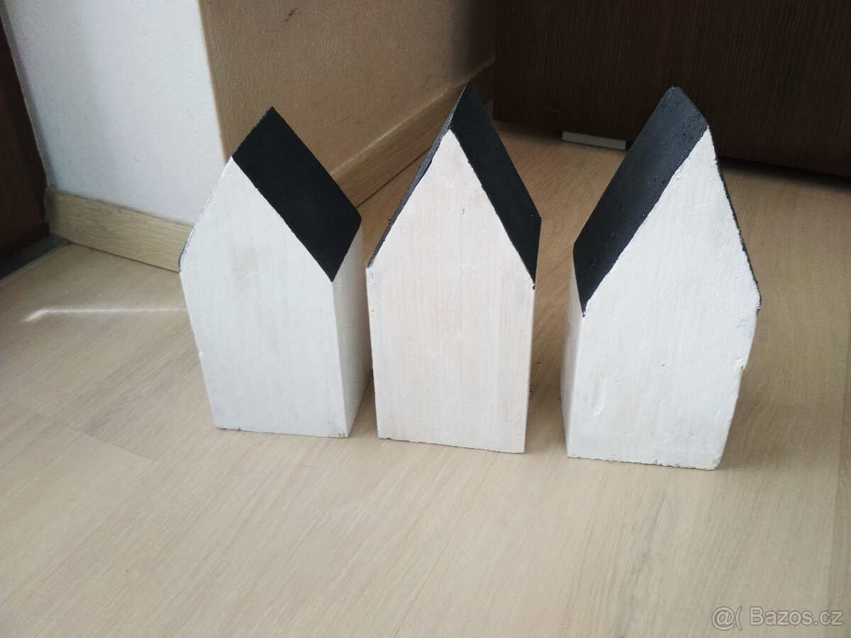 Dřevěné domečky dekorace - 6