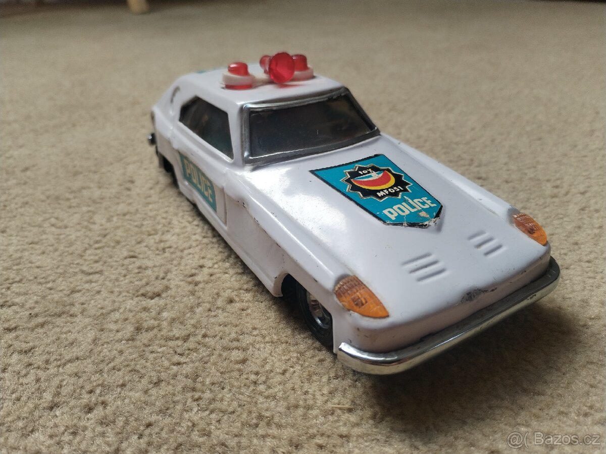 Retro policejní auto - 6
