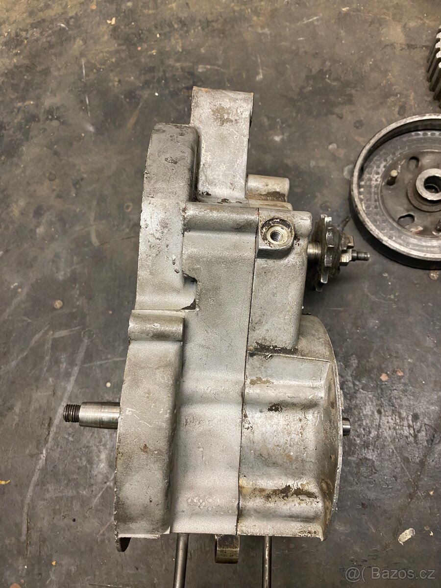 Babetta 210 motor na díly - 6