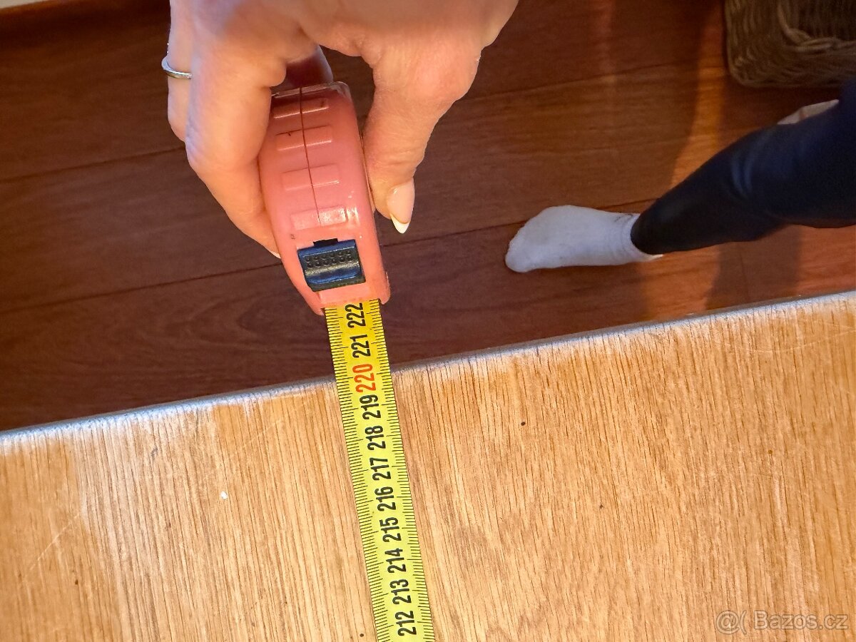 Jídelní stůl velký - 6