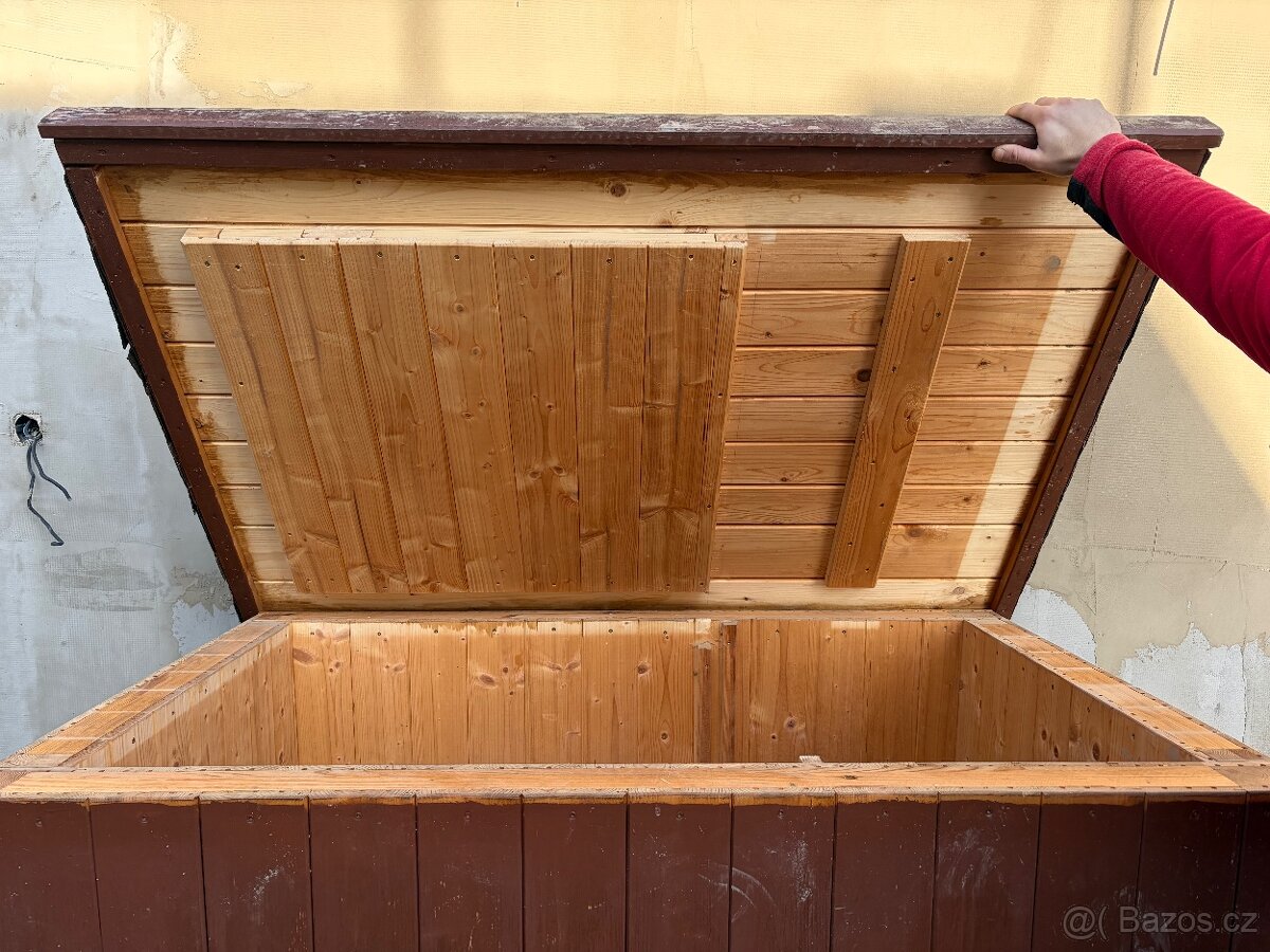 Zateplená psí bouda - 6