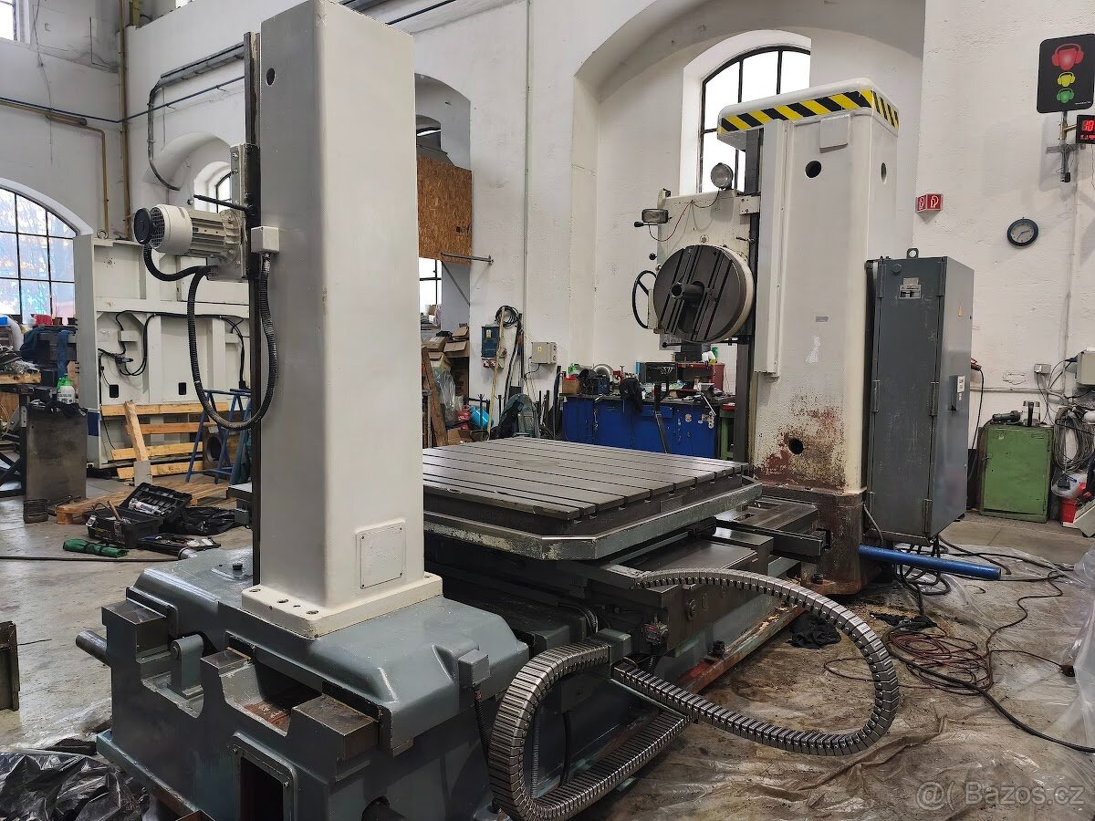 TOS Varnsdorf W 100 A - Stolová vyvrtávačka - 6