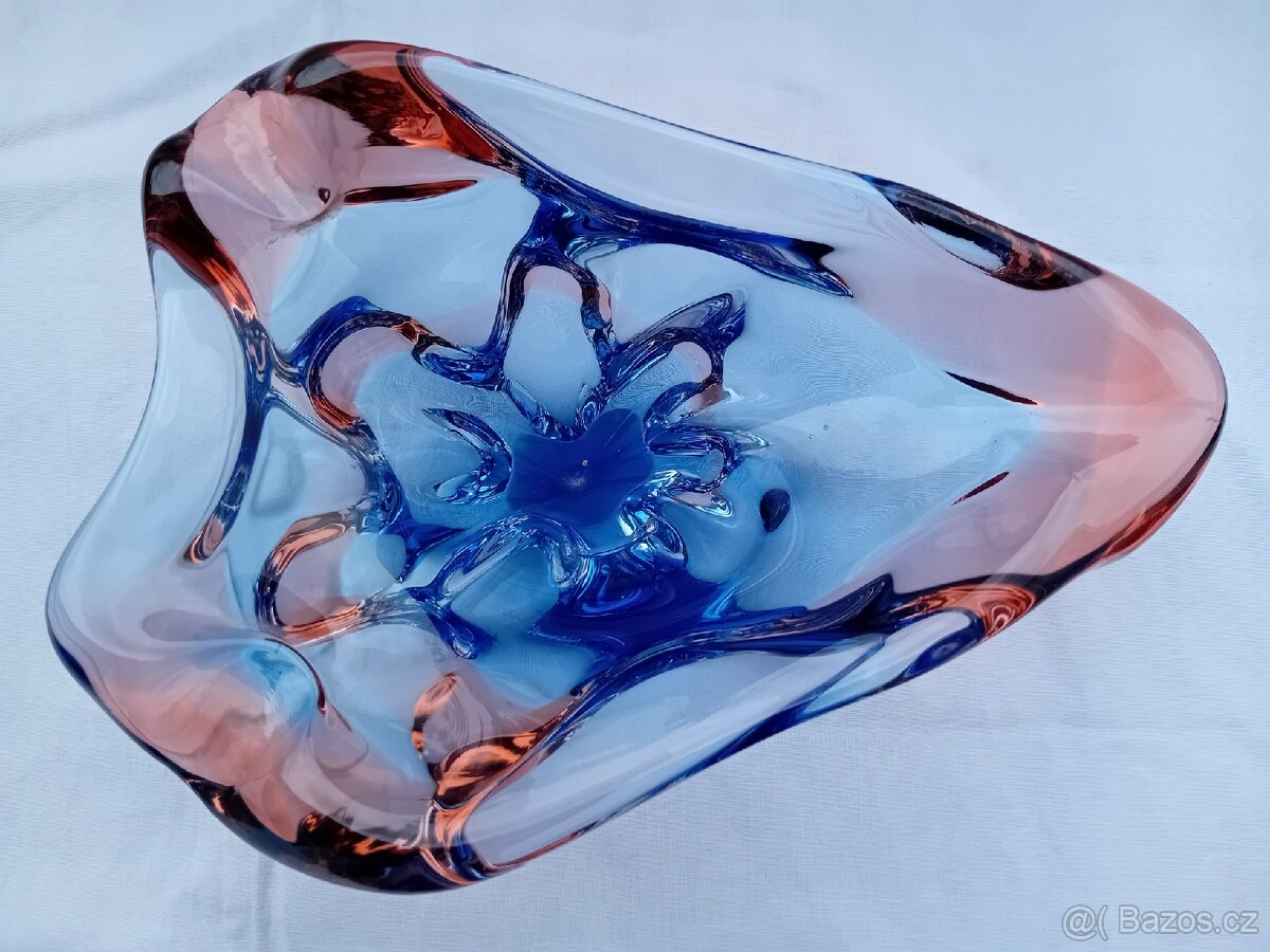 SKLO, HUTNÍ SKLO - MÍSY, VÁZY, POPELNÍKY - 6