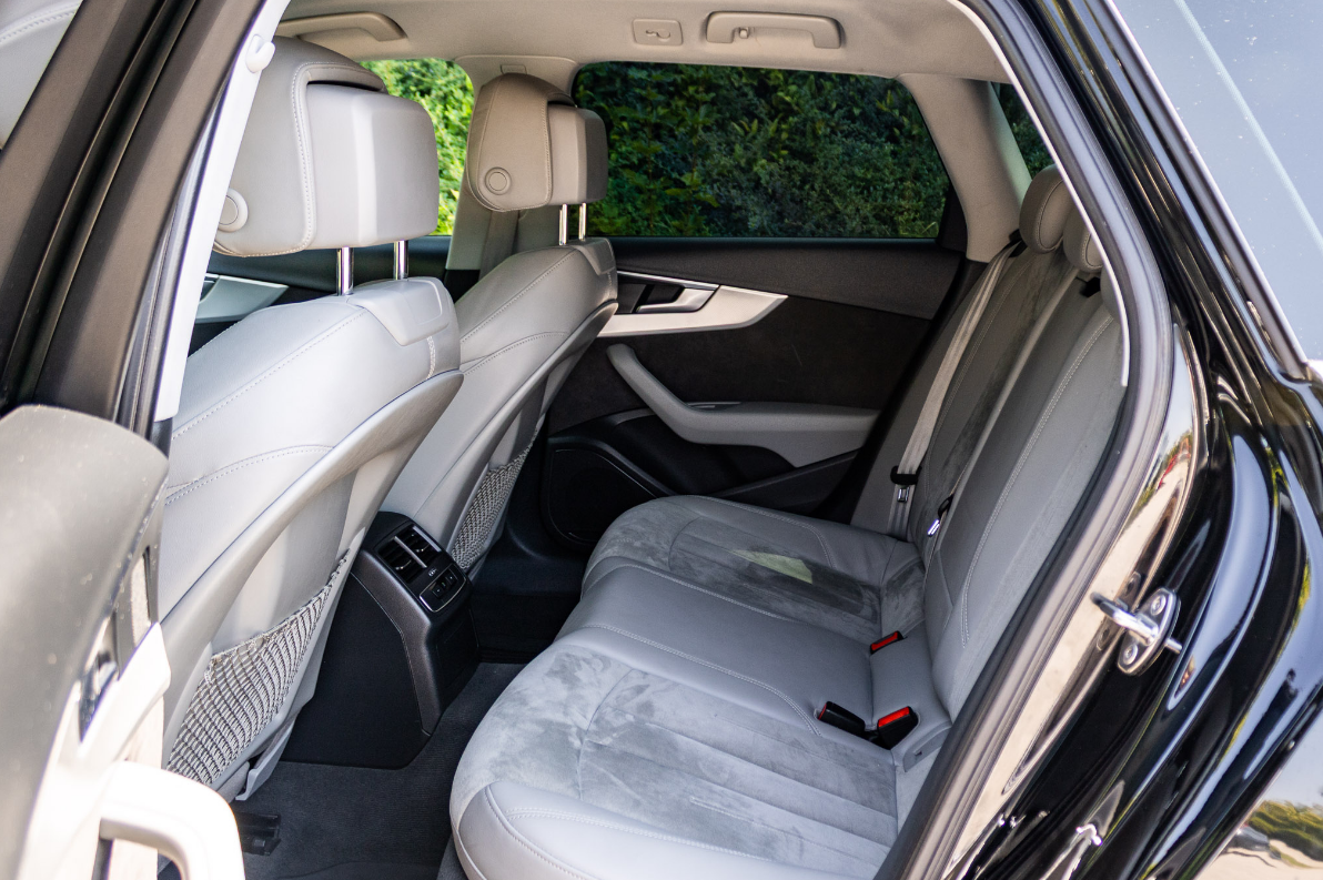 Audi A4 Avant 3.0 TDI 160kW quattro S tronic / TOP STAV / - 6