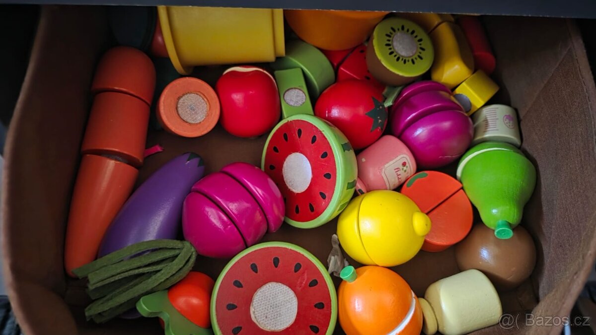 Dětská dřevěná kuchyňka s výbavou - 6