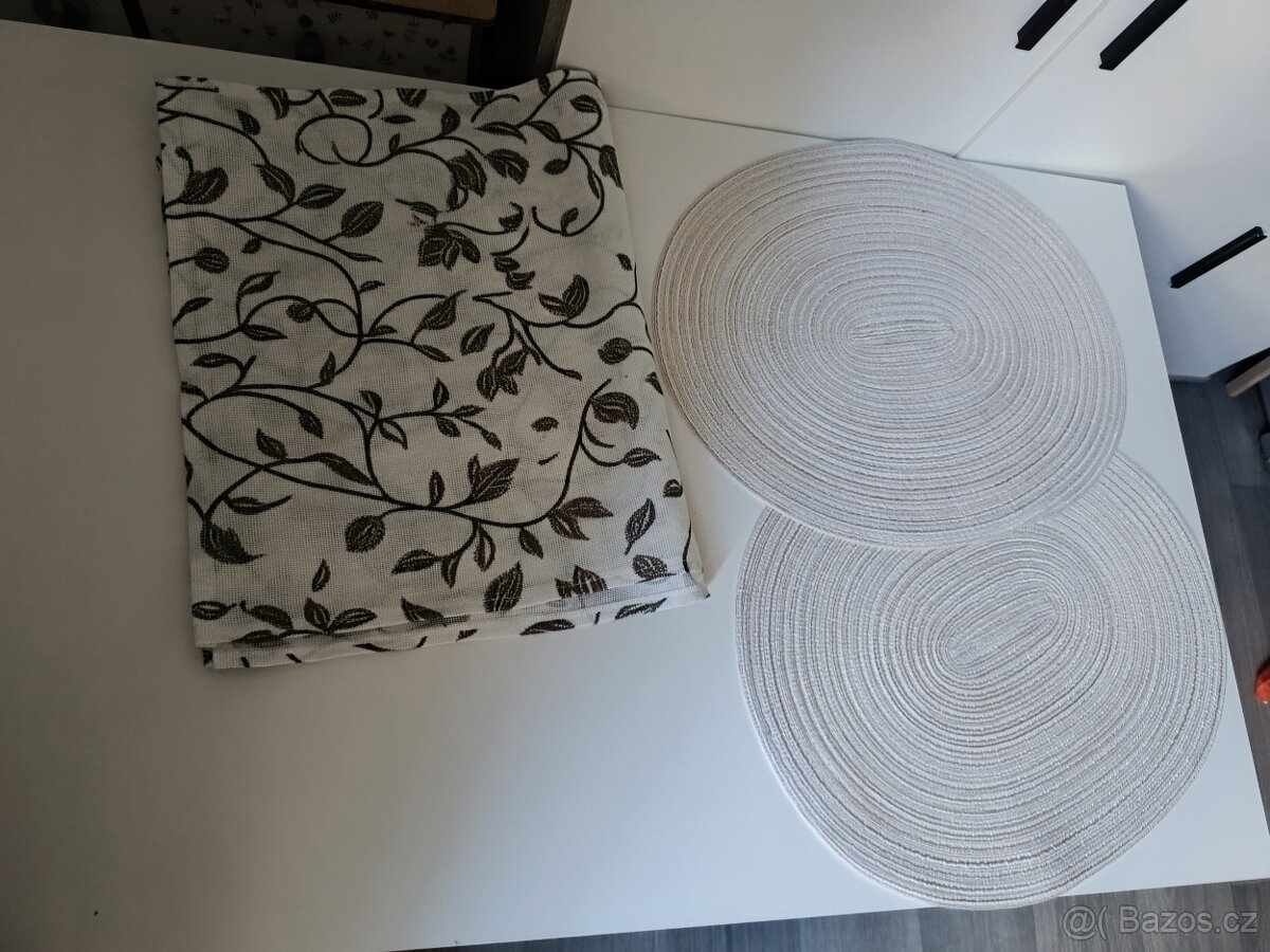 Konferenční stolek - 6