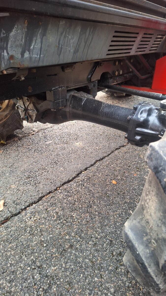 TRAKTOR YANMAR F37D - 6