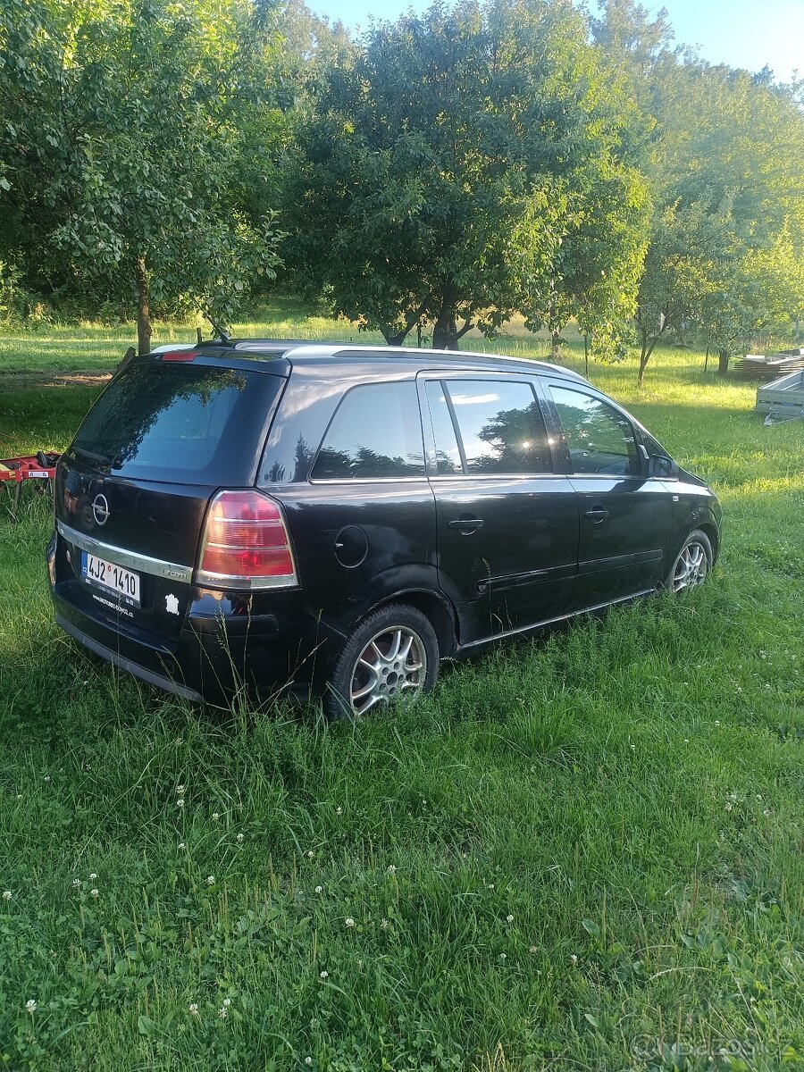 Opel Zafira II 1.9 Dti - 6