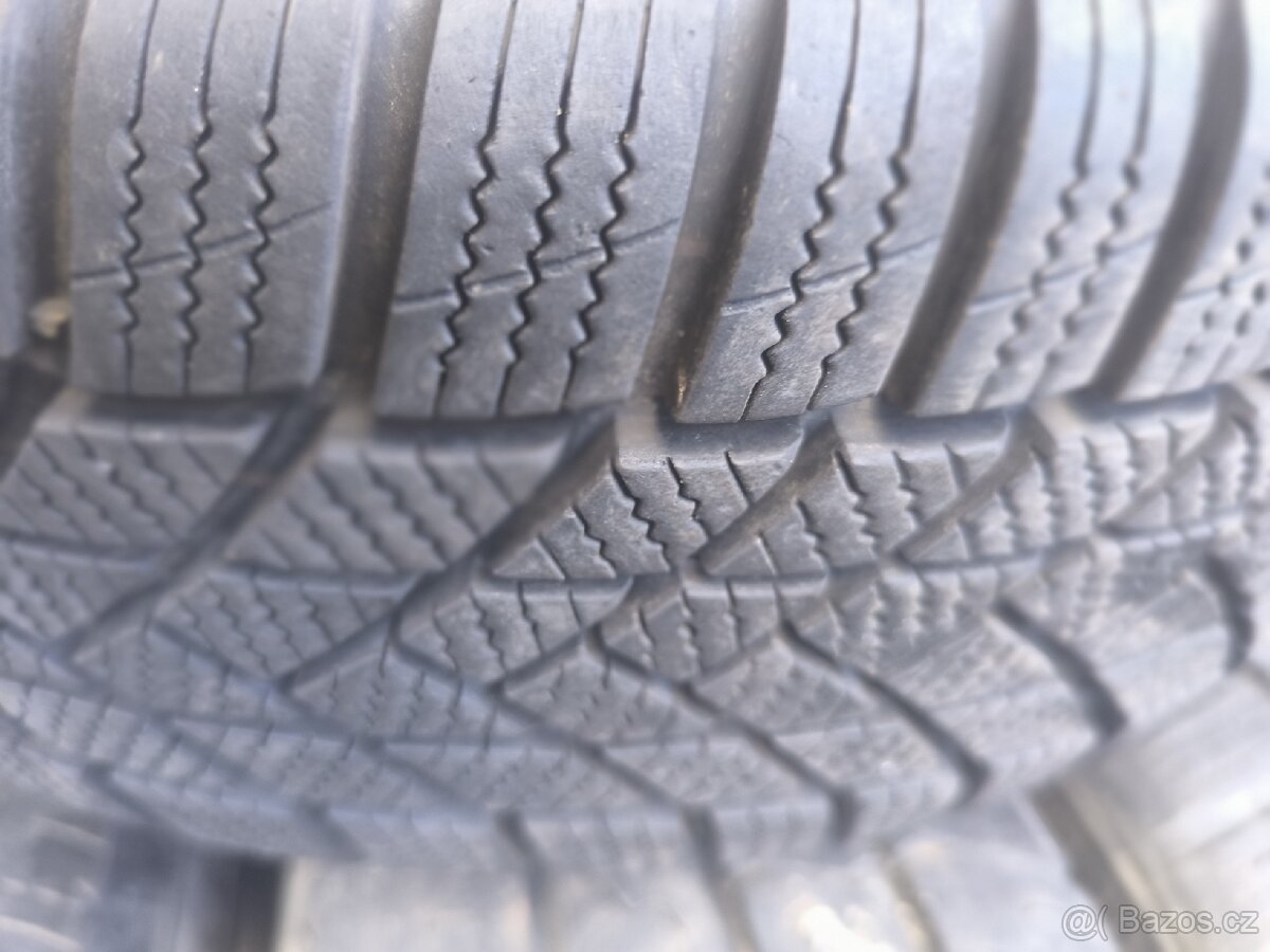 Sada zimních pneumatik 15" - 6