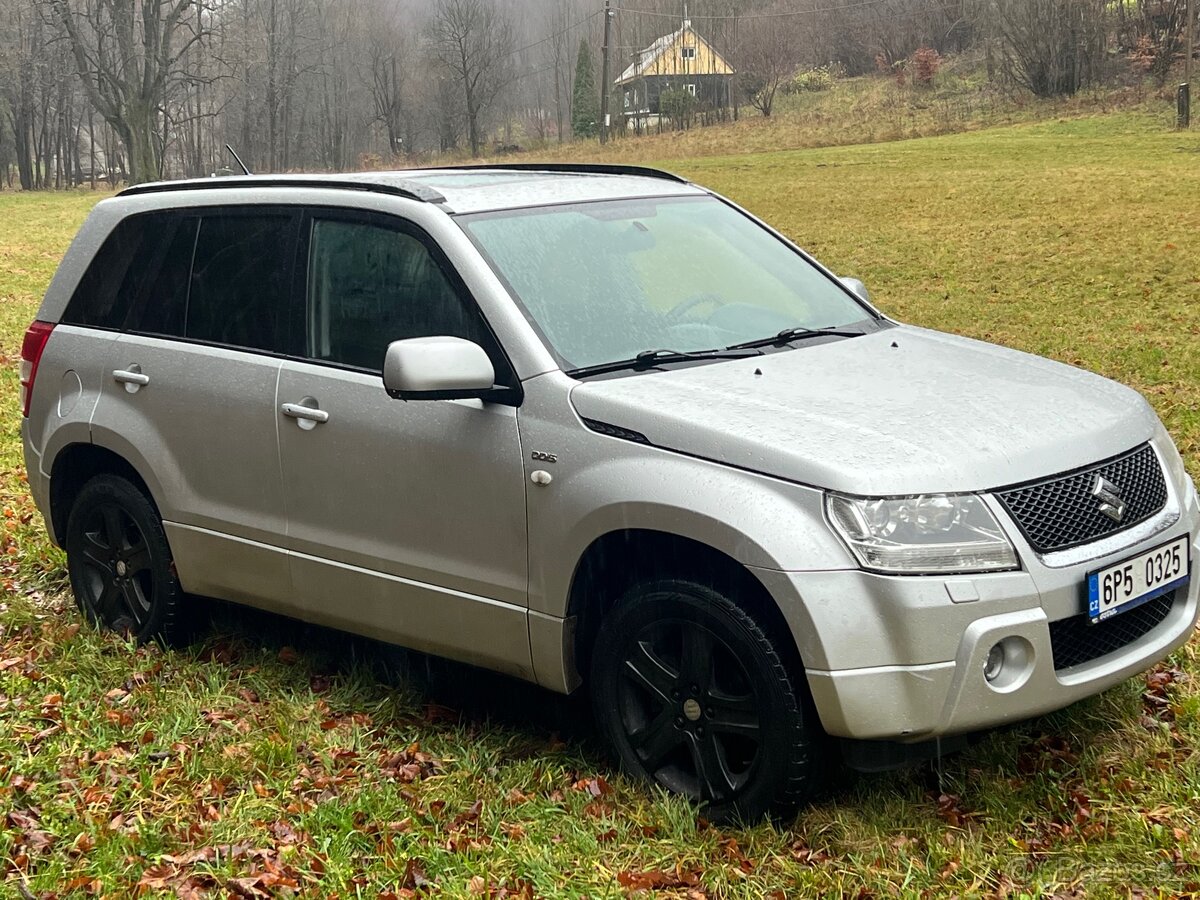SUZUKI GRAND VITARA 4x4 DDiS - 6