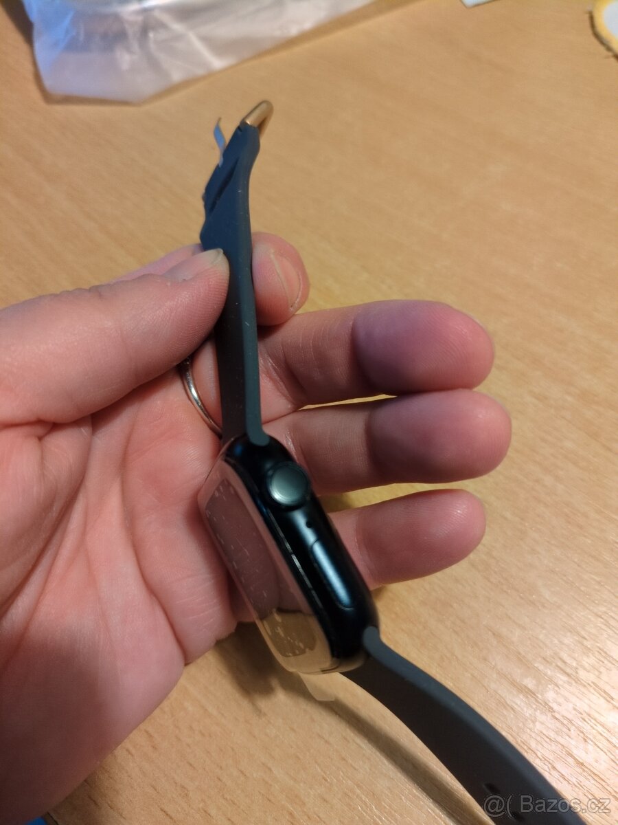 Apple watch series 8 - 6