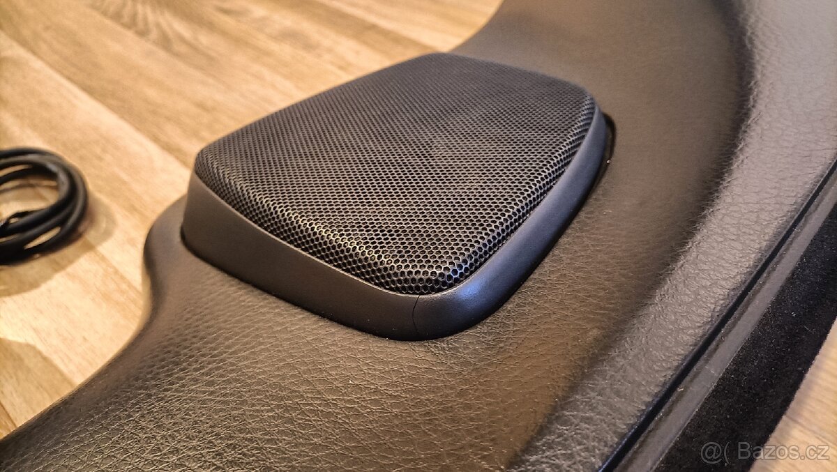 Volvo Dolby Surround Pro Logic - 6