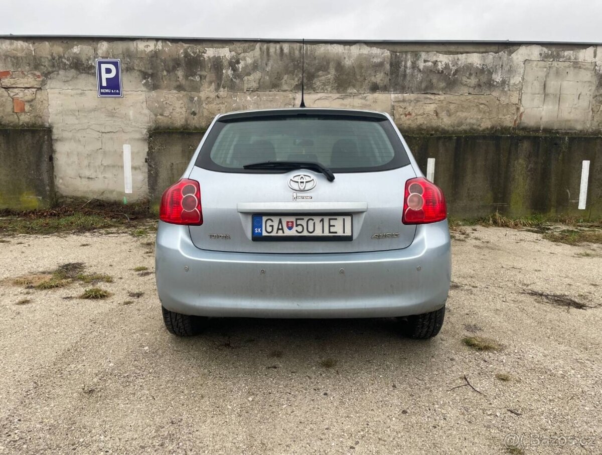 Toyota Auris 1.4 2008 - 6