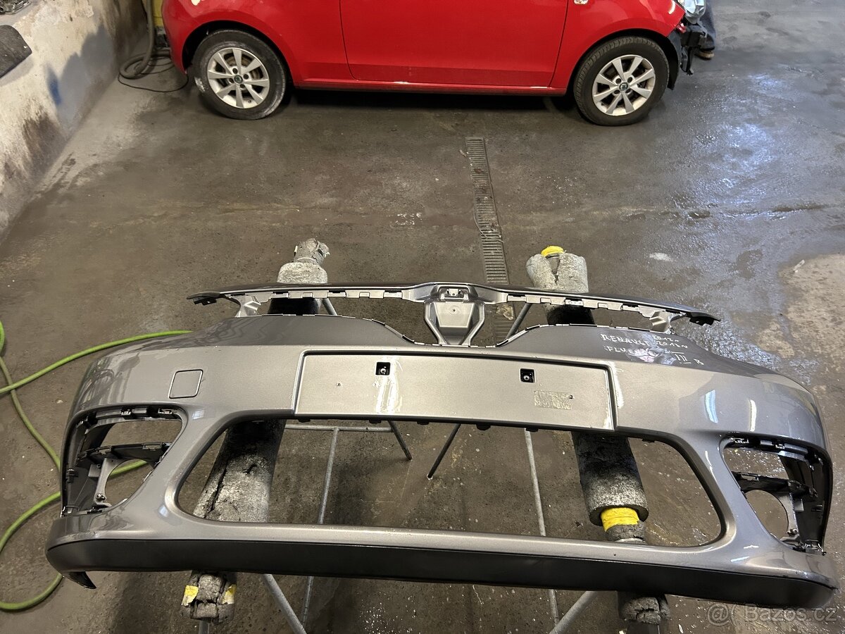 Nárazník a blatník Renault Fluence 2012/13 - 6