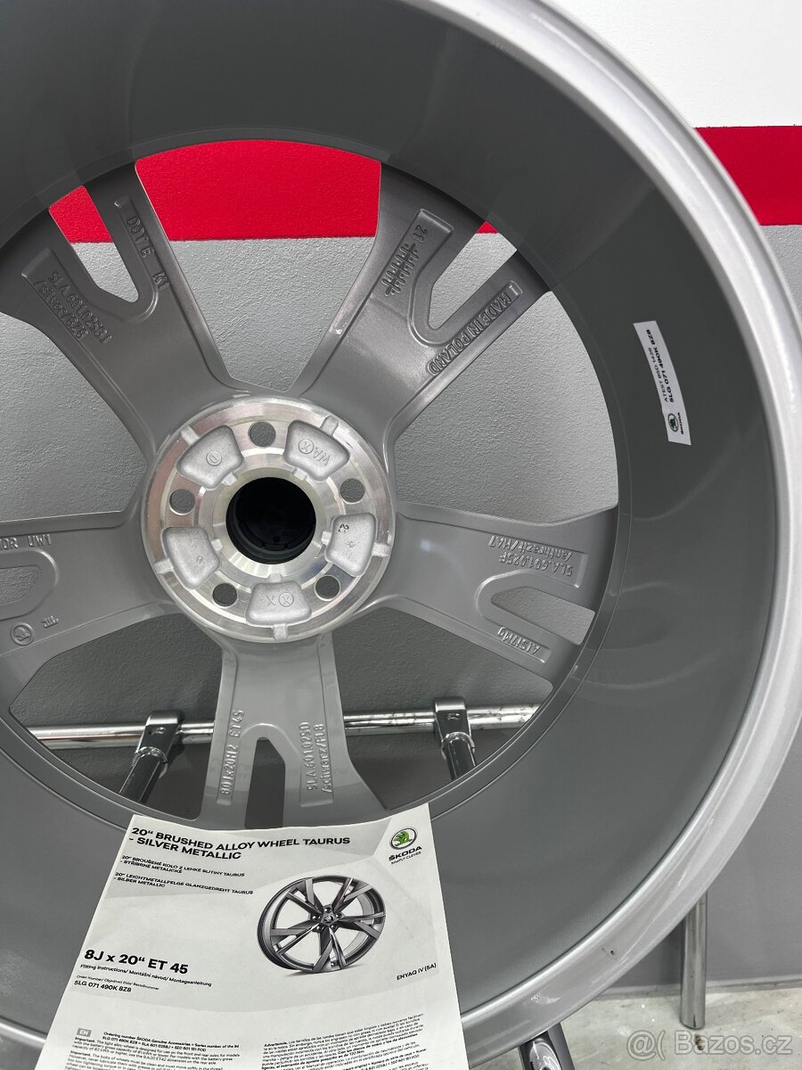 Enyaq r20 Taurus top - 6