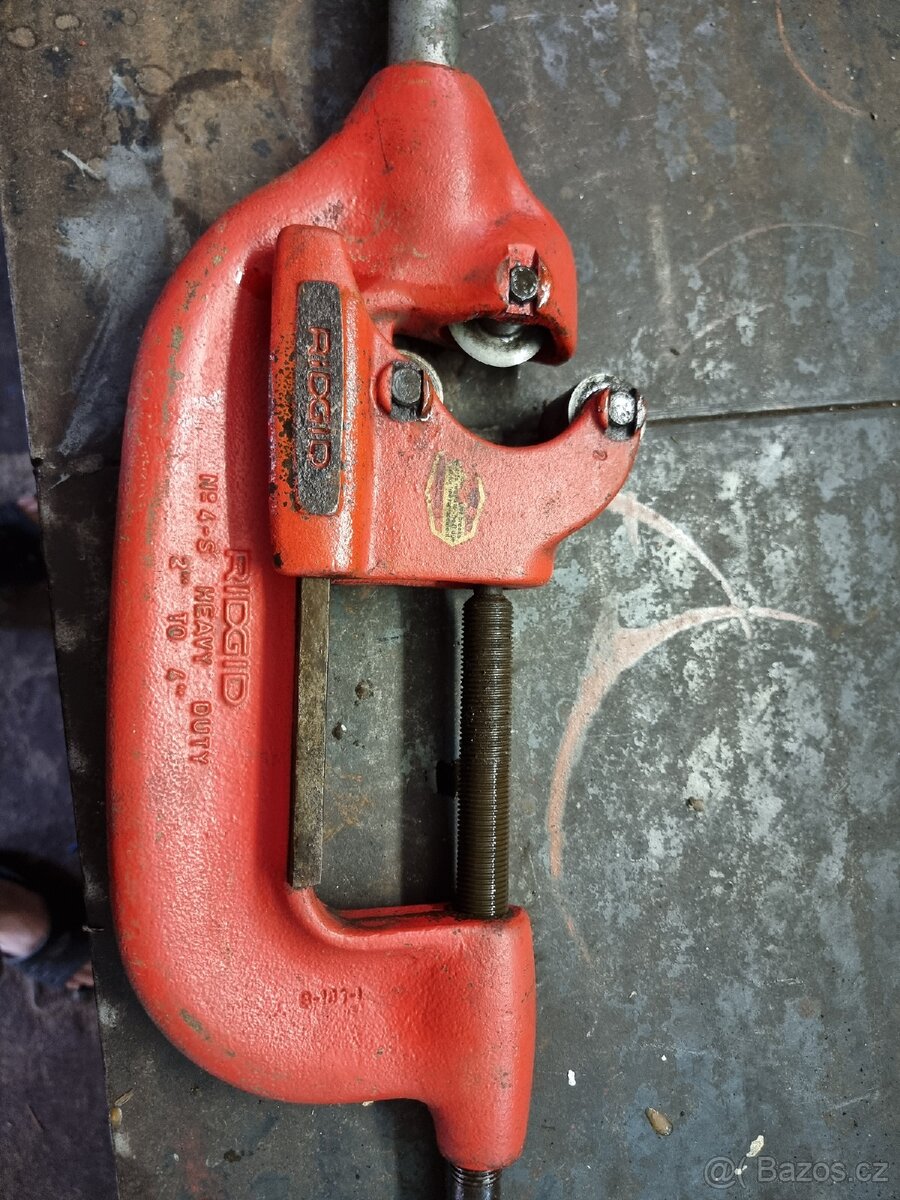 Řezák trubek Ridgid - 6