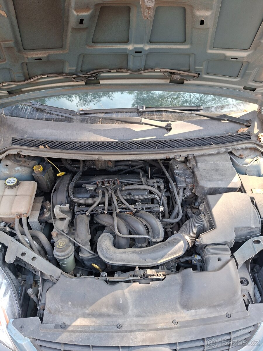 FORD FOCUS HATCHBACK 1.6 i 74kw RV 2008 - 6