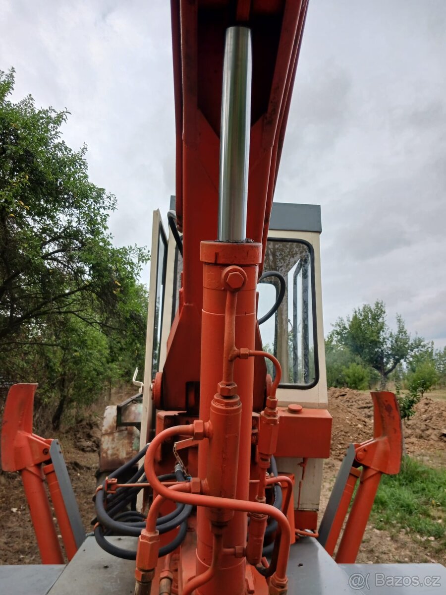 UNHZ 750 - nakladač - 6