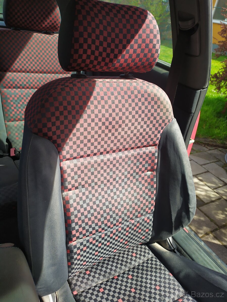 Audi A3 1.6i 3.dverove dily interiéru - 6