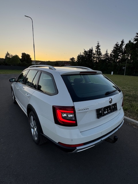 Škoda Octavia combi 3, 2.0 TDi, model SCOUT - 6
