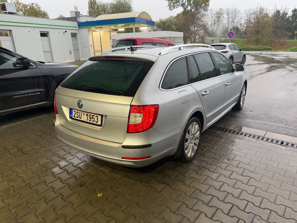 Škoda Superb 2.0 TDI Combi AUTOMAT 2010 NOVÁ STK - 6