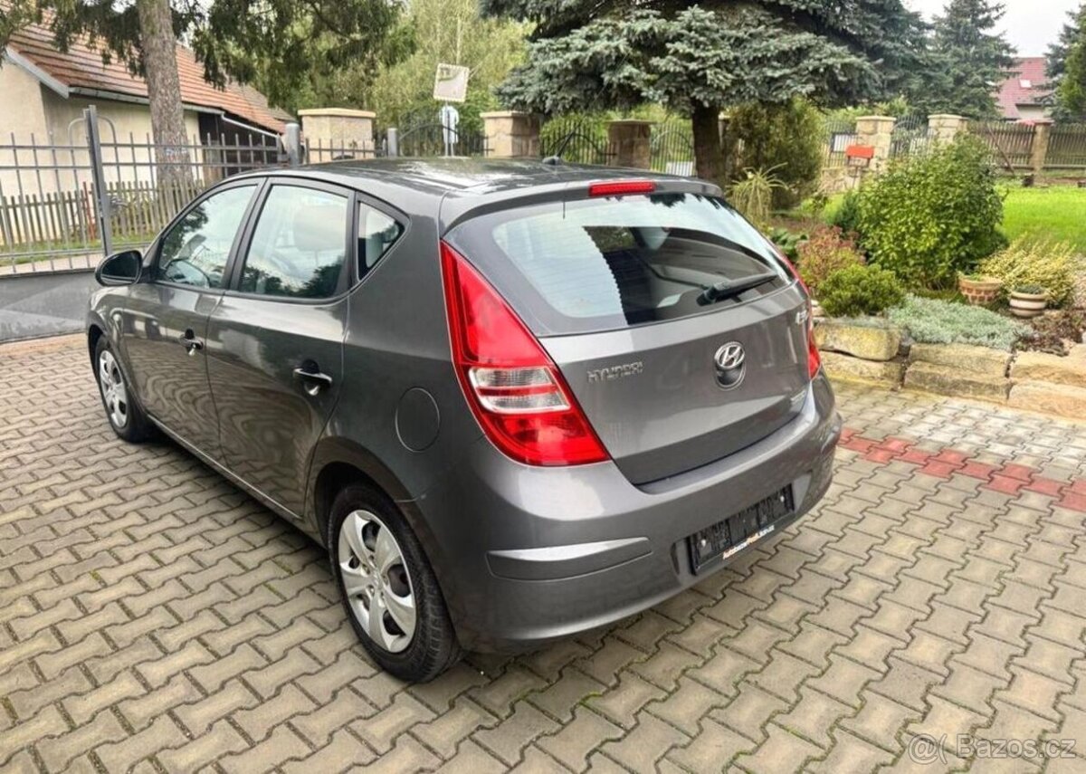 Hyundai i30, 1,6 CW CRDi klima sada kol - 6