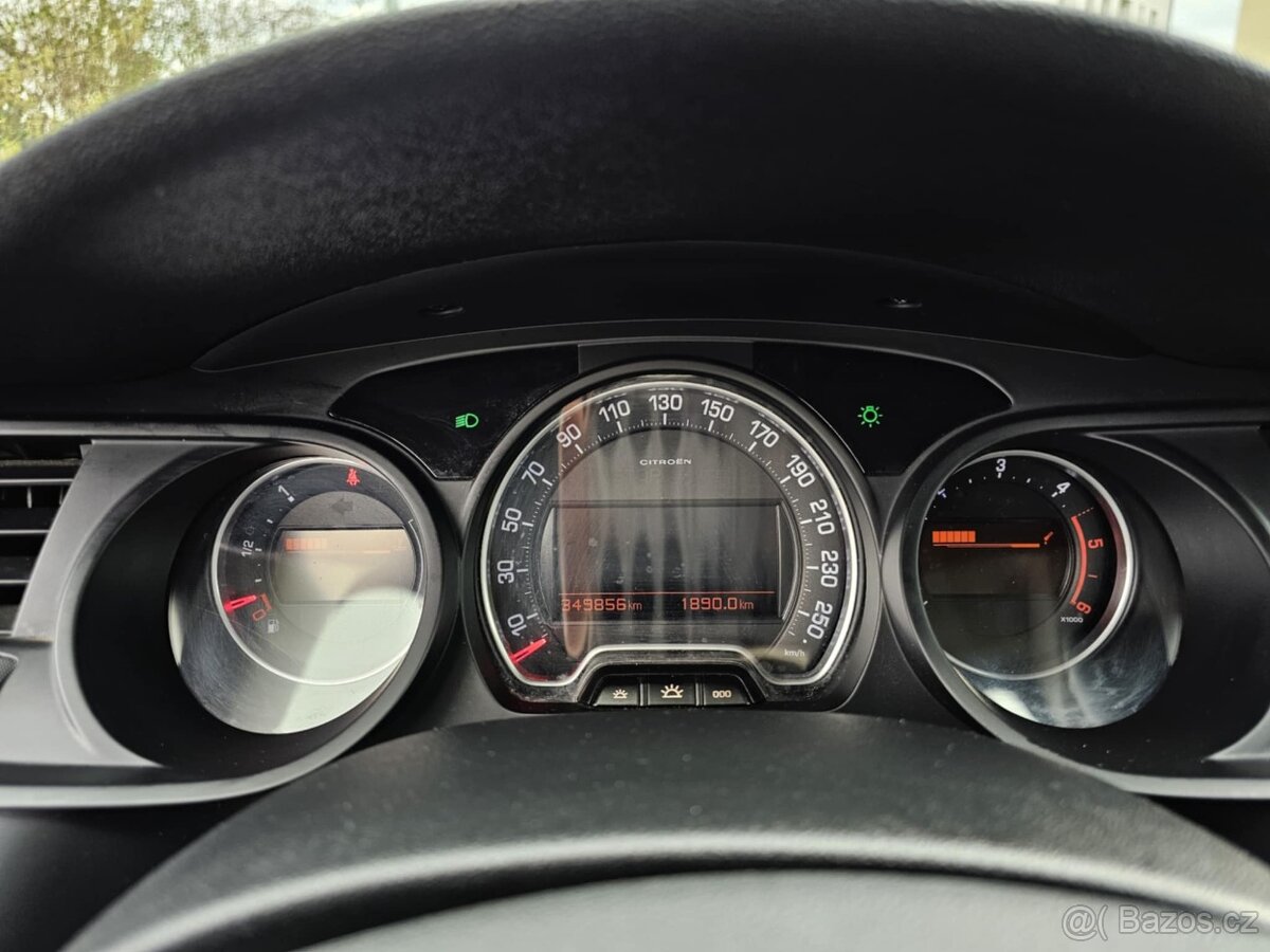 Citroen C5 2.0, 103 kW, Naftový, Tourer - 6