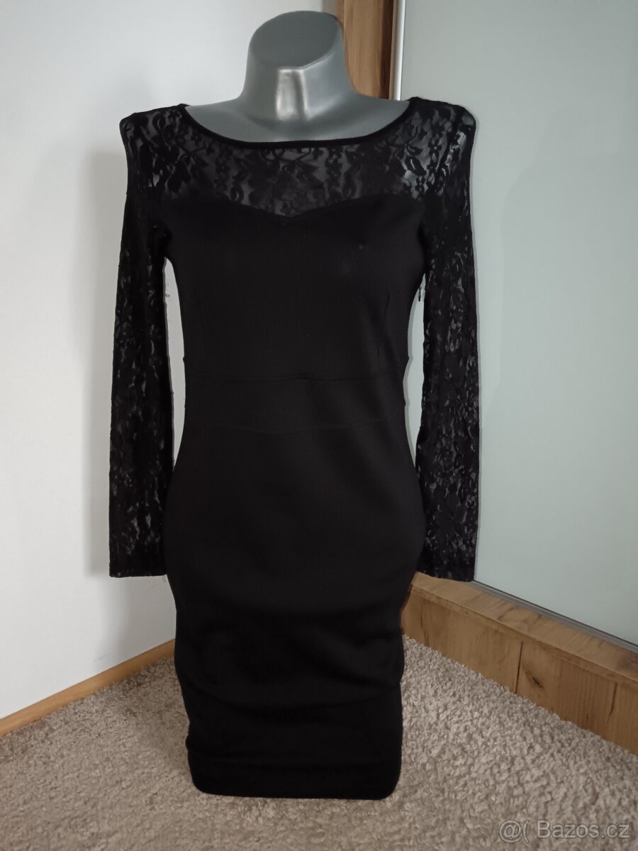 Dámské černé šaty. - 6