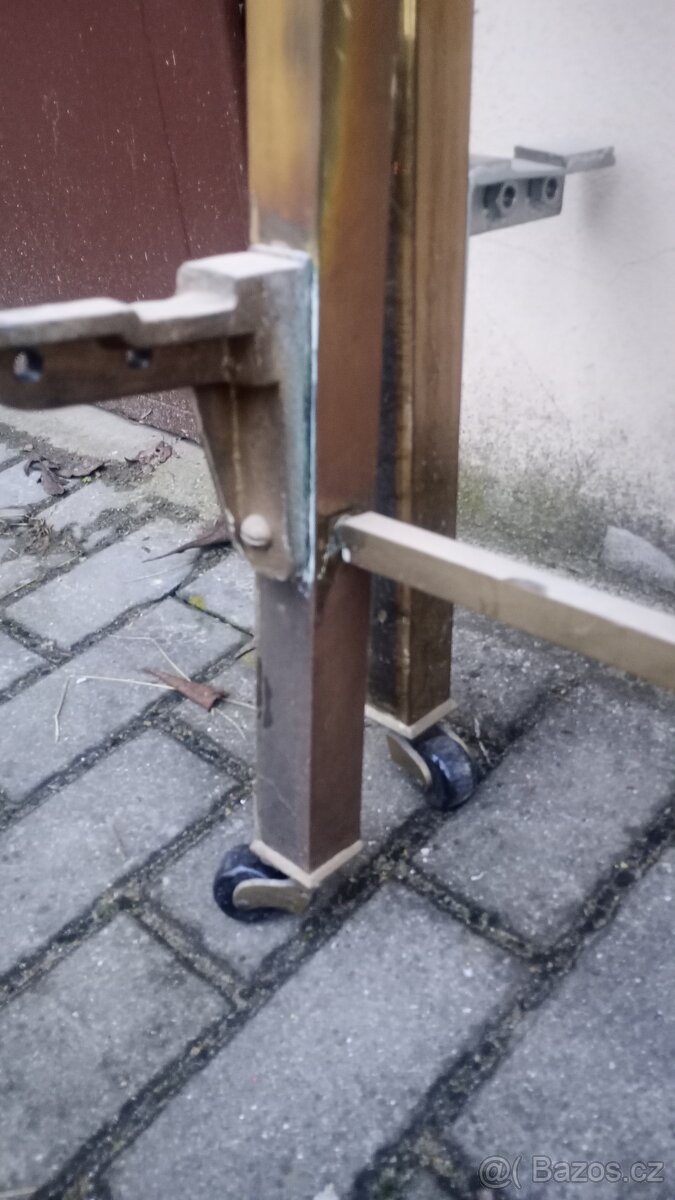 Čela k posteli prvorepublikové - 6