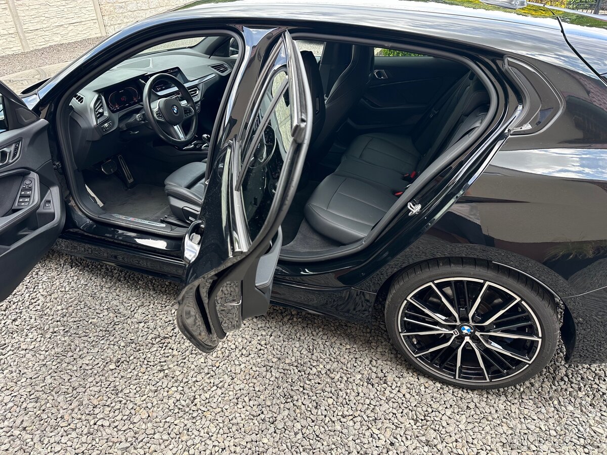 BMW M135i xDrive - 6