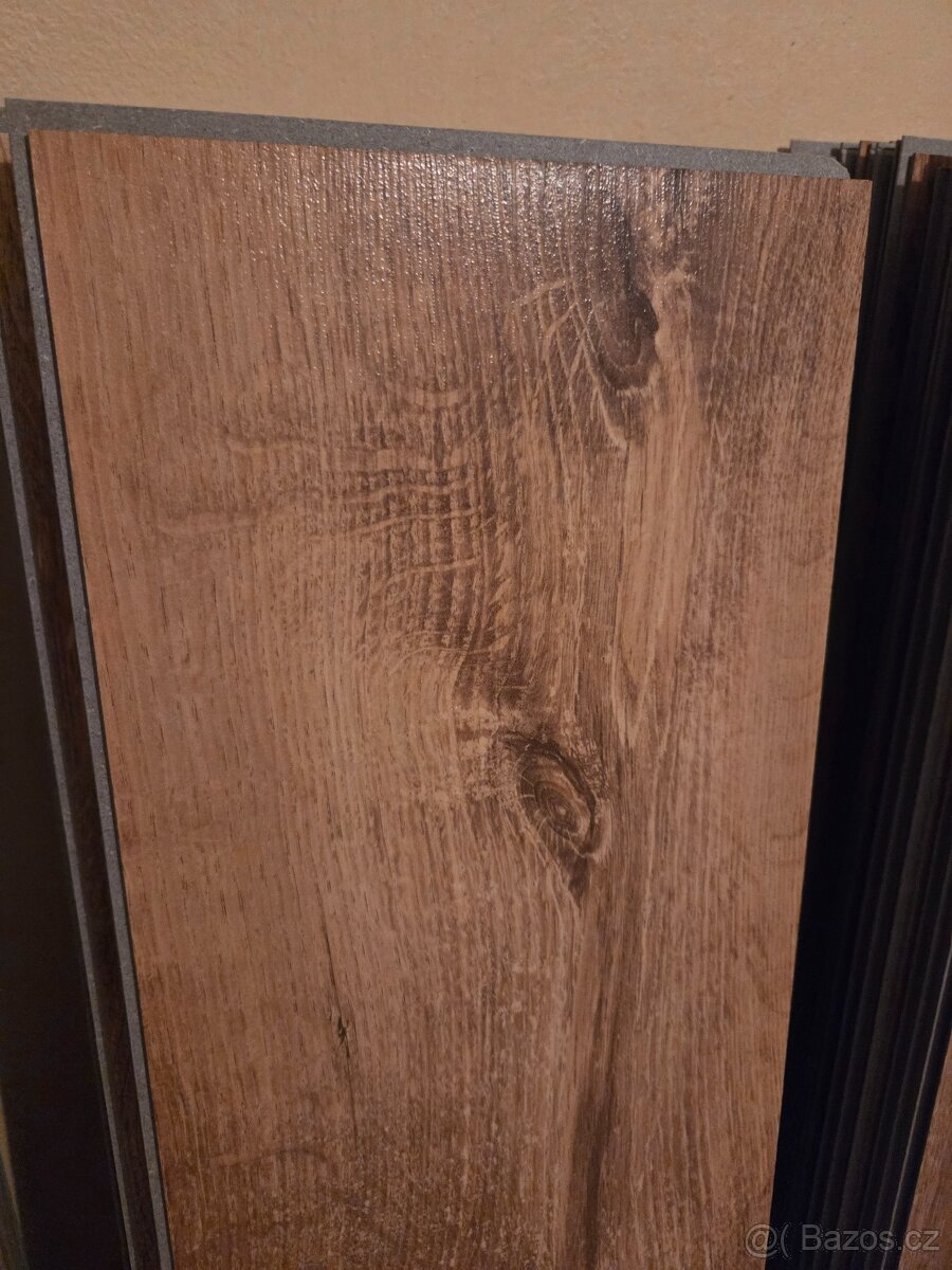 Plovoucí podlaha a lišty - 6