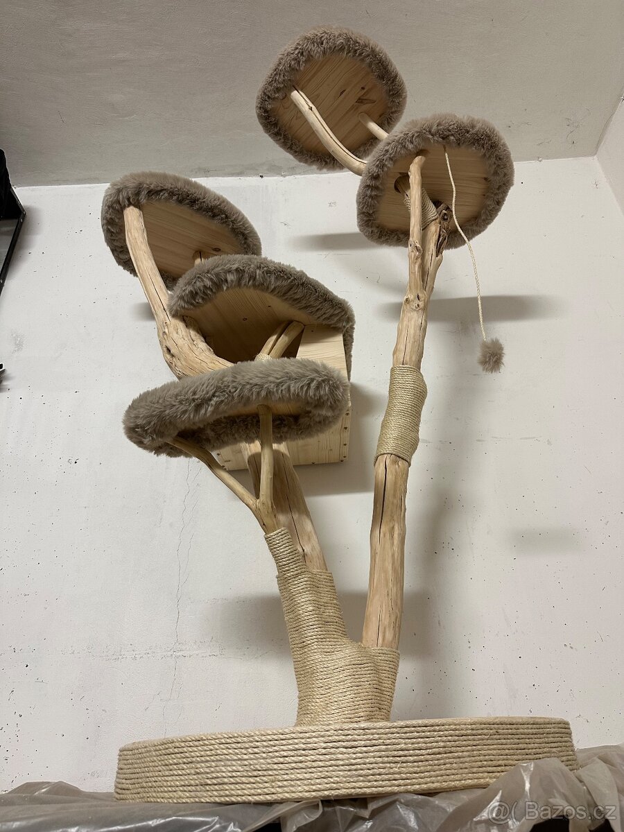 TOP Masivní kočičí škrábadlo - 6