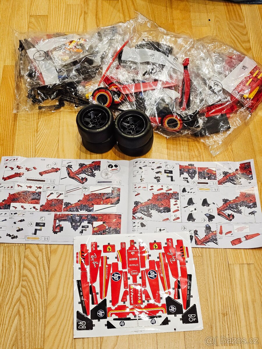 Stavebnice Ferrari SF-24 F1 (1361 dílků) - 6