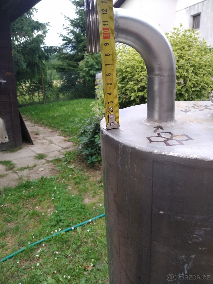 Filtrační nádoba průměr 253mm, výška 745mm. Váha 11,9kg - 6