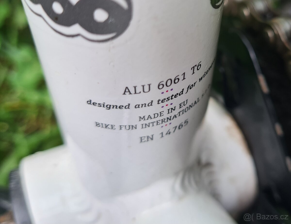 Dívčí kolo Rock Machine 12" - 6