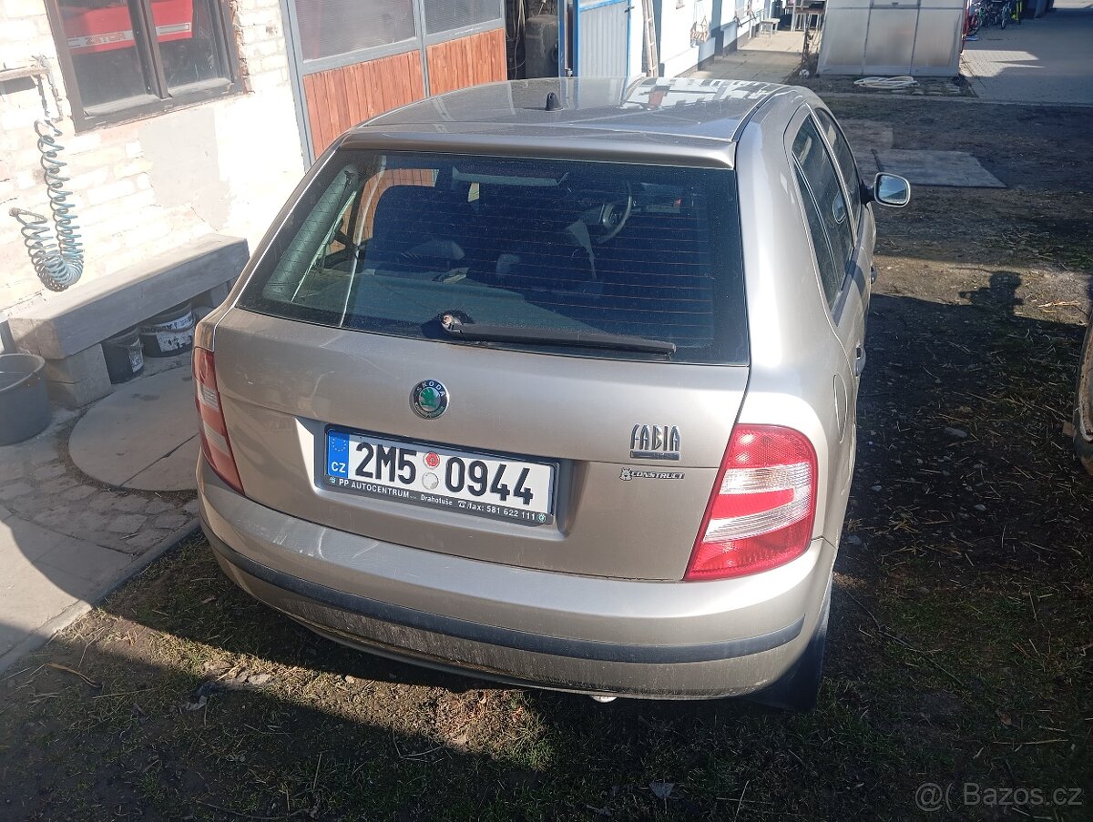 Fabia 1.2HTP 40kw na náhradní díly - 6