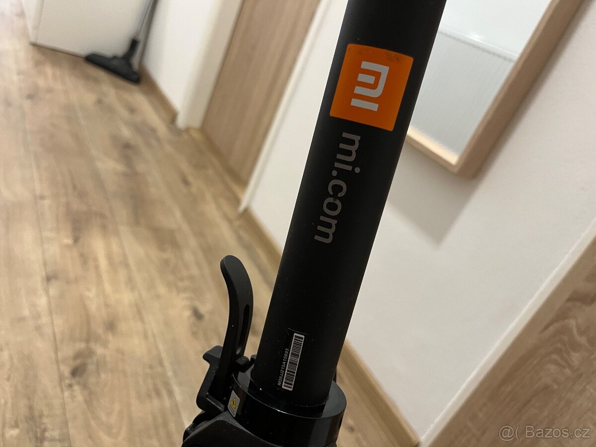 Elektrická koloběžka Xiaomi Essential - 6