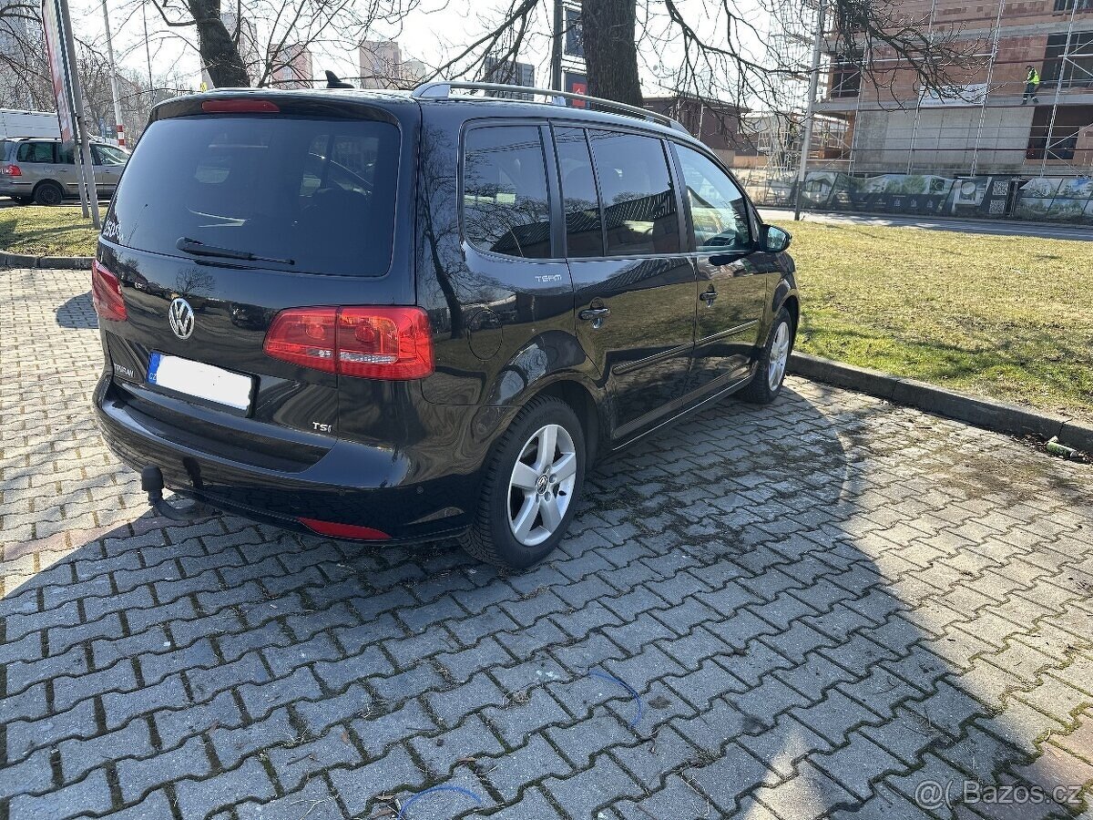 VW Touran 1.4 TSI - 6